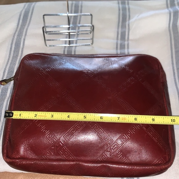 Yves Saint Laurent authentic leather YSL clutch bag, color (burgundy) - Picture 10 of 11